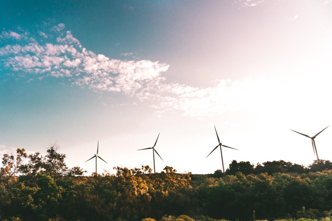 How Much is a Wind Turbine Lease Worth? - Appraisal Economics